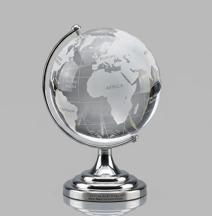 Globe Terrestre en verre transparent 8cm