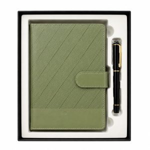 Coffret Notebook avec stylo – vert avec serrure